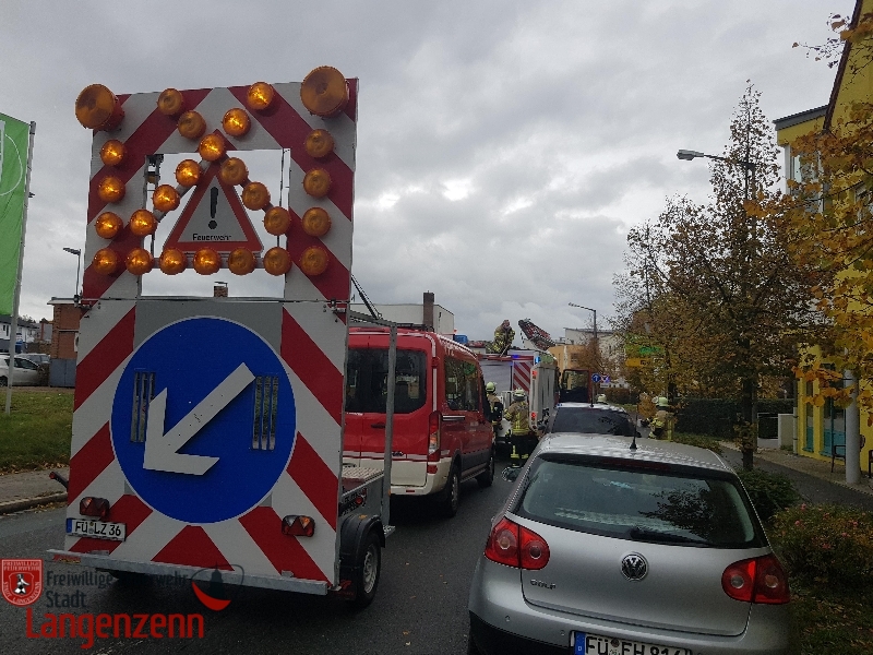 Größere Mengen Öl auf der Fahrbahn